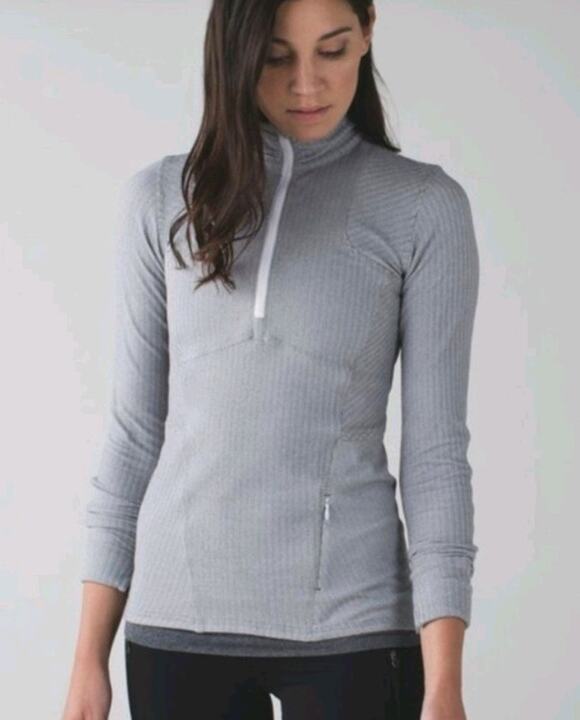 lululemon athletica Tops - Lululemon Grey White Herringbone Kanto Catch Me Half Zip Pullover Thumbhole Sz 4